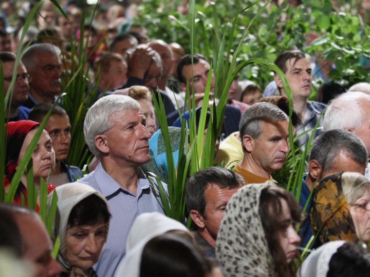 Сьогодні віряни відзначають Трійцю: що не можна робити і як правильно святкувати