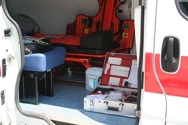 Луцьким медикам передали 5 нових карет швидкої. ФОТО