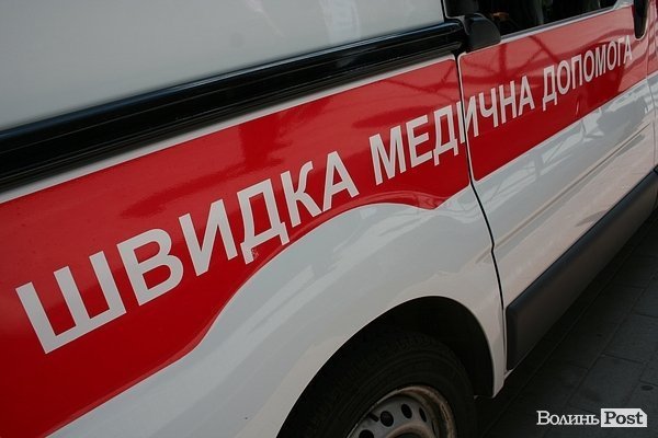 Луцьким медикам передали 5 нових карет швидкої. ФОТО