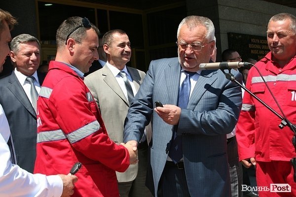 Луцьким медикам передали 5 нових карет швидкої. ФОТО