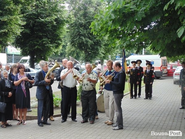 У Луцьку розпочалося прощання з бійцем «Айдару». ФОТО