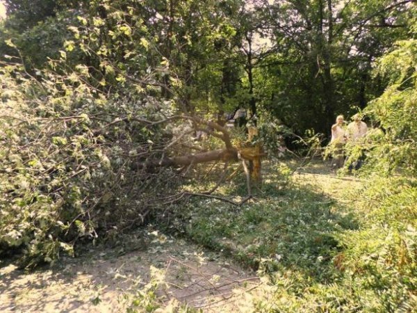 У Донецьку в лікарню потрапив снаряд, є загиблий. ФОТО. ВІДЕО