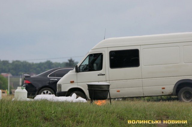 Як у Луцьку на Івана Купала освячували воду у Стиру. ФОТО