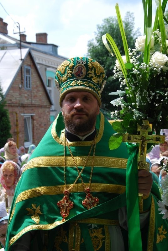 Як у луцькому храмі святкували Трійцю. ФОТО