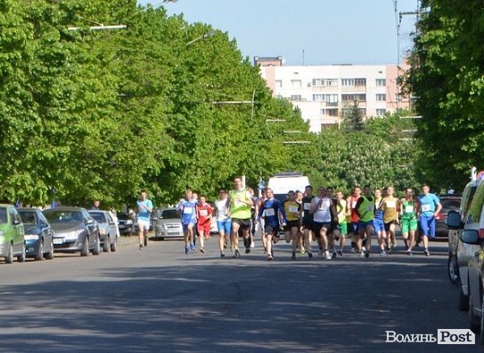 У Луцьку – легкоатлетична естафета. ФОТО