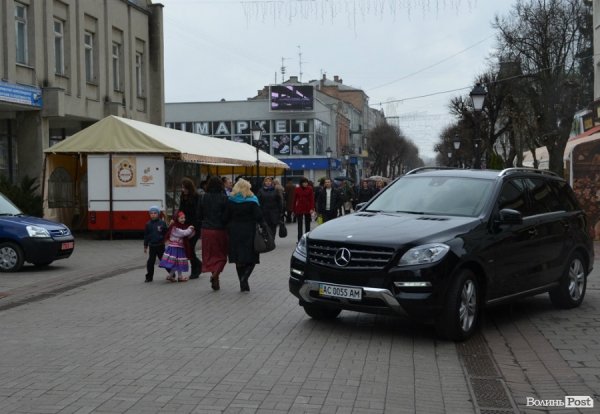 У центрі Луцька – Великодні розваги