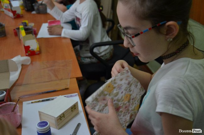 Як у Луцьку розважають дітей переселенців. ФОТО