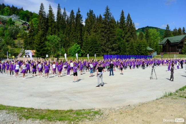 Мирна армія: десантниць Жіночого руху «За майбутнє» навчали, як захищати себе фізично та морально