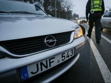 Через «Ягодин» щоденно ввозять майже 600 «євроблях»