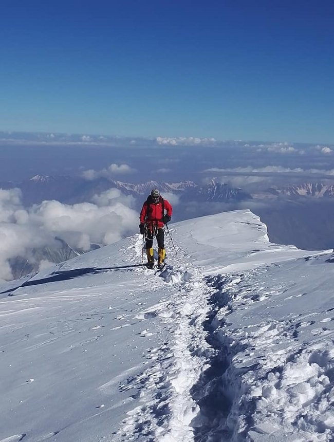 Луцький альпініст підкорив семитисячники Паміру. ФОТО