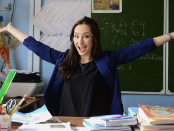 У Луцьку учні замовили тролейбус на ювілей улюбленої вчительки. ВІДЕО