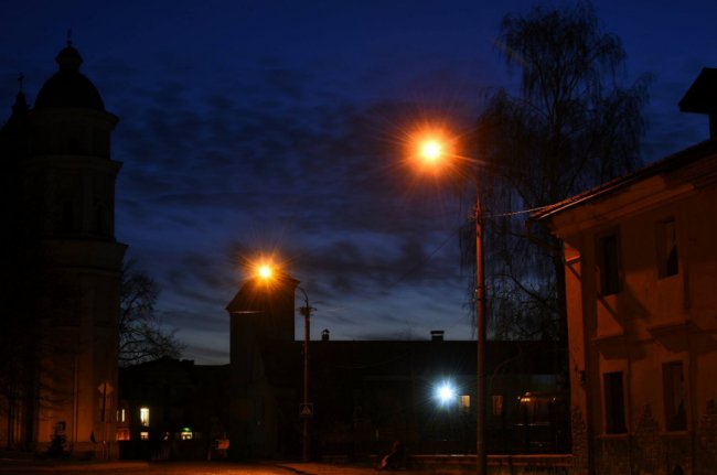 Фотограф опублікував магічні світлини вечірнього Луцька