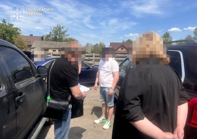  8 тисяч доларів - за фіктивне оформлення інвалідності: троє волинян постануть перед судом