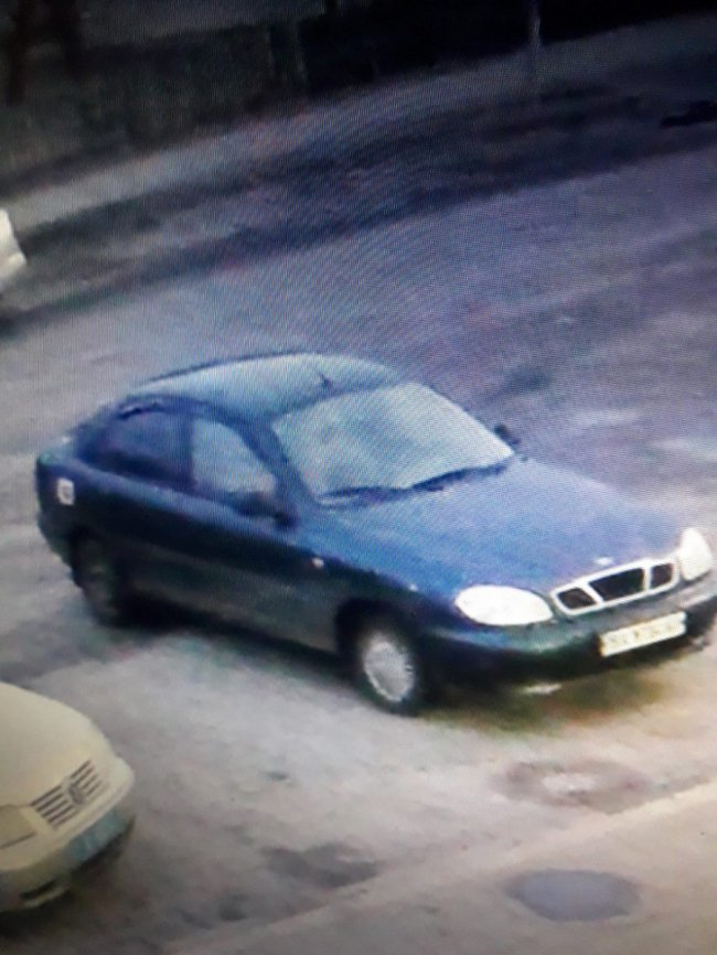 На Волині заїжджі чоловіки вкрали товар у супермаркеті. ФОТО