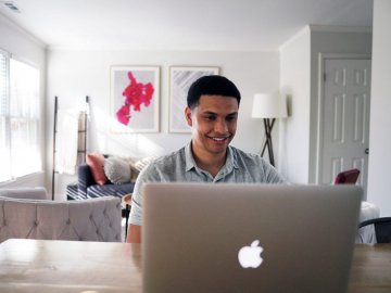 Англійська онлайн: вчимо мову без проблем*