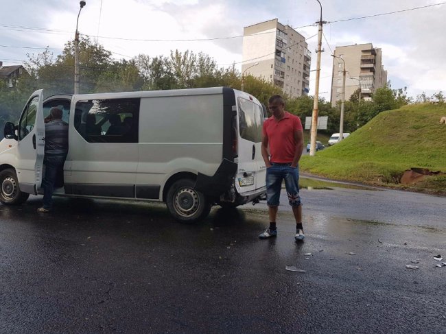 У Луцьку зіткнулися дві автівки