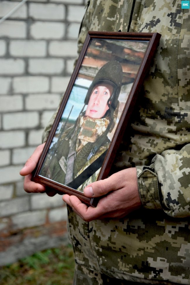 Загинув у Маріуполі: попрощалися з волинським Героєм Владиславом Симоновичем