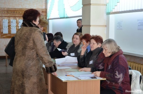 Волиняни не поспішають йти на вибори. ФОТО