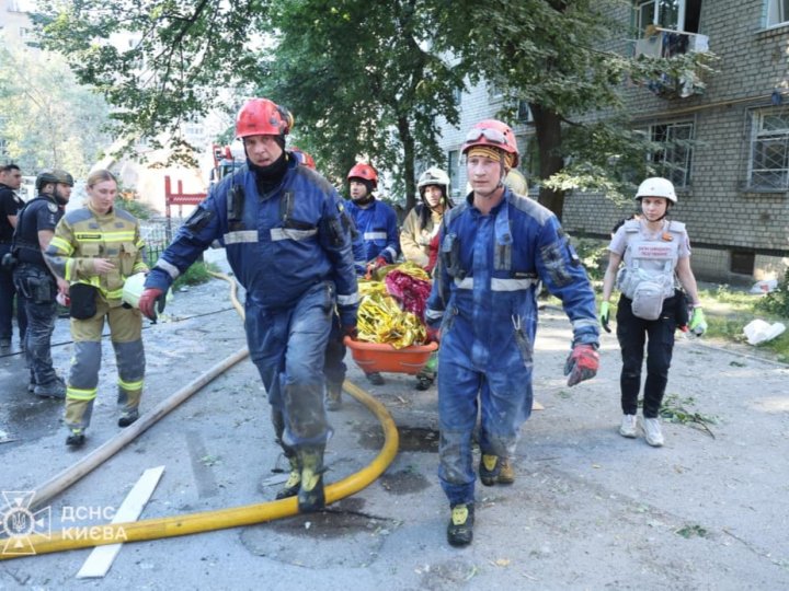 Нічний обстріл Києва: відомо про 13 загиблих і понад 30 поранених