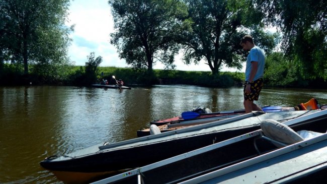 Під час сплаву Стиром небайдужі «назбирали» 40 мішків сміття. ФОТО