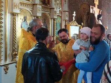 Відомий хірург Валіхновський відправив службу у волинській церкві. ФОТО. ВІДЕО