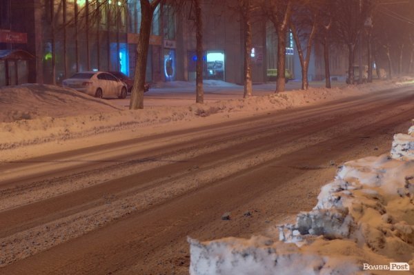 У Луцьку знову хуртовина. ФОТО