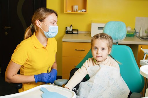 Гострий біль в зубі – лікувати або видаляти*