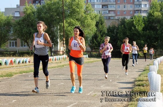 Кандидати у луцьку поліцію демонстрували рівень фізичної підготовки. ФОТО. ВІДЕО