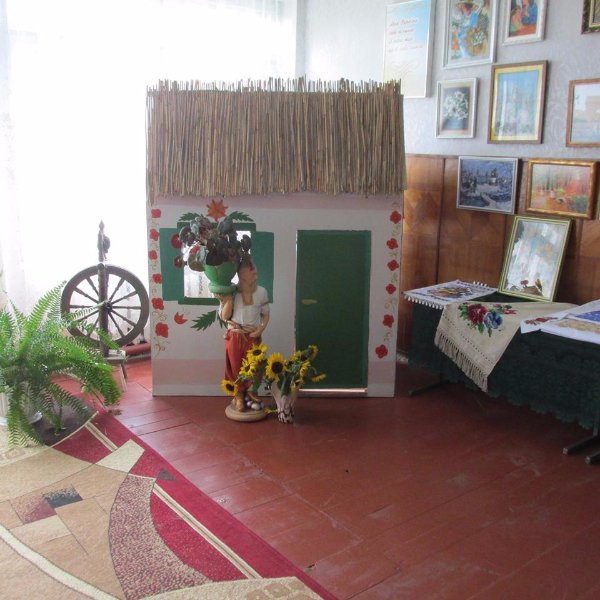 Школа-«дев’ятирічка» на Волині відсвяткувала 50-річчя. ФОТО