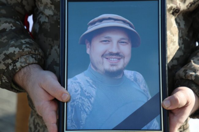 Лучани провели в останню дорогу двох Героїв Романа Конделя та Віталія Никитишина