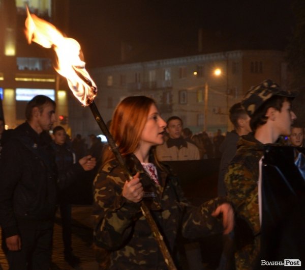 У Луцьку відбулася смолоскипна хода на честь річниці УПА. ФОТО. ВІДЕО