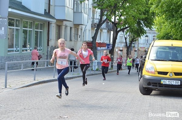 У Луцьку – легкоатлетична естафета. ФОТО