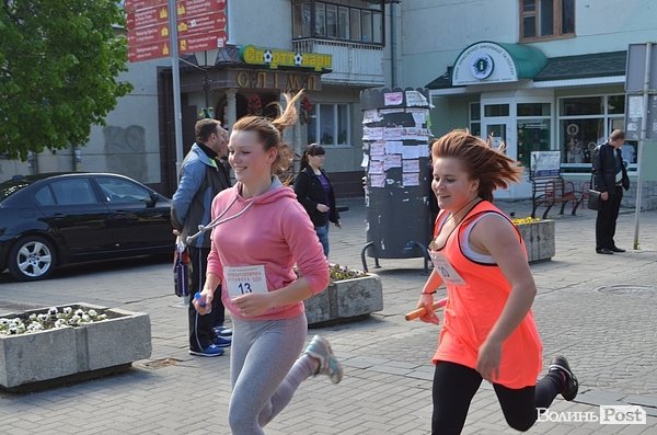 У Луцьку – легкоатлетична естафета. ФОТО