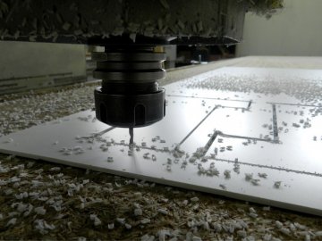 Особливості фрезерної різки*