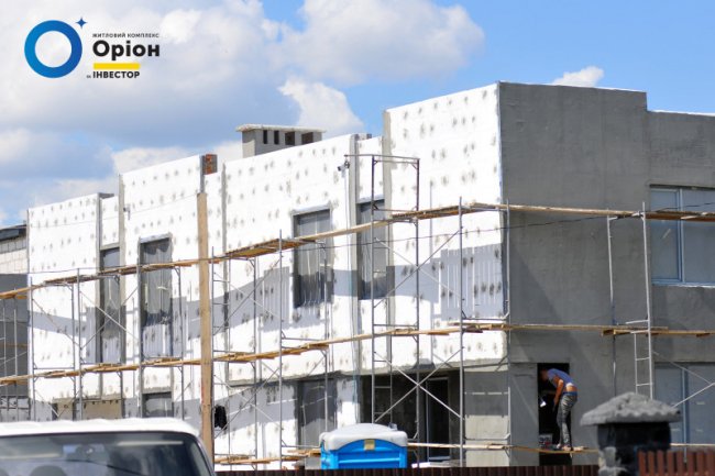 Перші квадрохауси у Луцьку: у ЖК «Оріон» кипить робота. ФОТО*