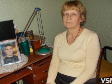Мама зниклого безвісти кулеметника з Волині понад 9 років розшукує сина