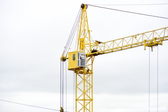 У Луцьку продовжують зводити яскраві оселі у ЖК «Caramel Residence». ФОТО*