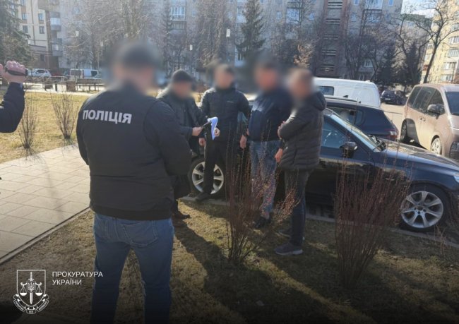 На Волині затримали експосадовця ТЦК, який обіцяв допомогти уникнути мобілізації