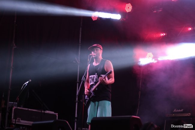 «Шикидим», лірика і вибуховий «O.Torvald»: перший день «Бандерштату». ФОТО