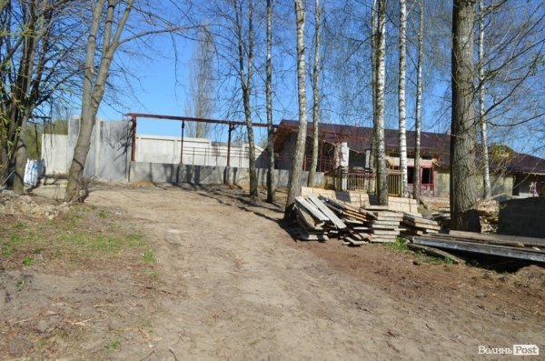 У Луцьку поляки проінспектували хід реконструкції міського зоопарку. ФОТО