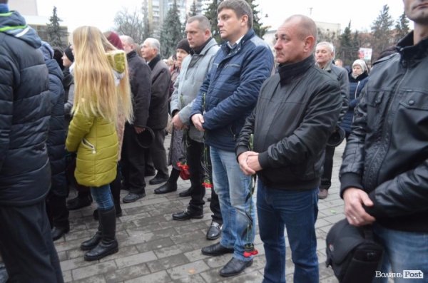 У Луцьку вшанували Героїв Небесної Сотні