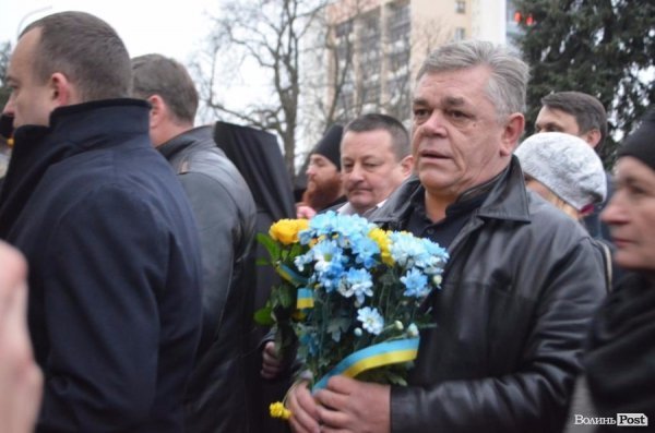 У Луцьку вшанували Героїв Небесної Сотні