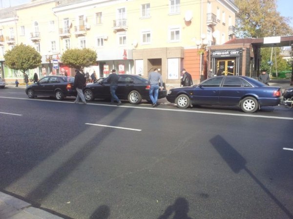 У Луцьку зіткнулися три автомобілі, – ЗМІ. ФОТО