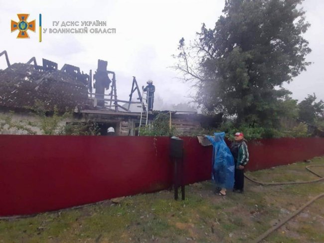 На Волині блискавка спричинила чотири пожежі 