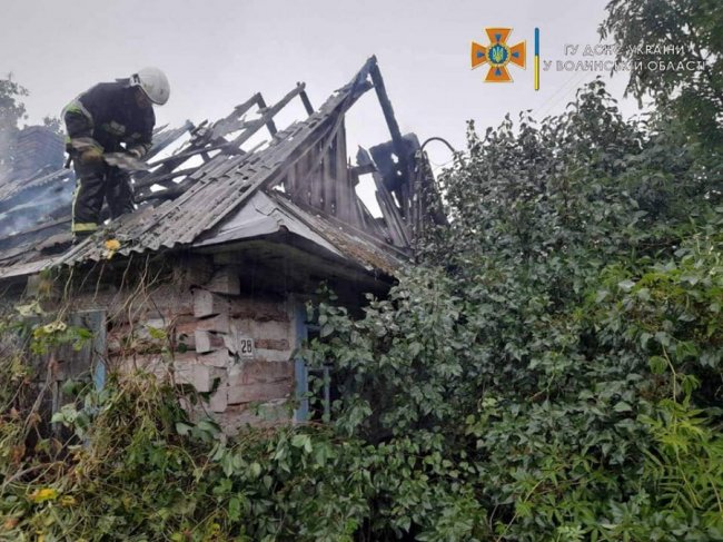 На Волині блискавка спричинила чотири пожежі 