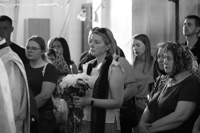 Лучани віддали останню шану полеглому на війні земляку