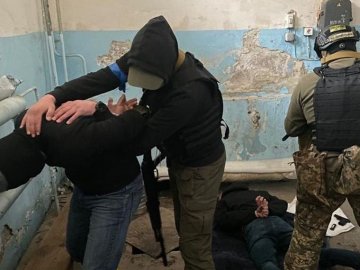 СБУ знешкодила ворожу ДРГ, яка збиралася збити пасажирський літак та звинуватити в цьому Україну
