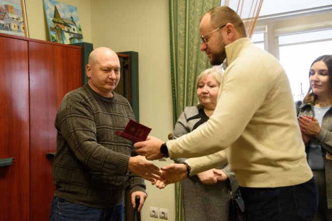 У Луцьку вручили орден «За мужність» військовому Олексію Філімонову