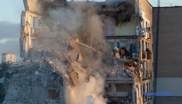 У Києві - прямі влучання щонайменше в 20 будинків