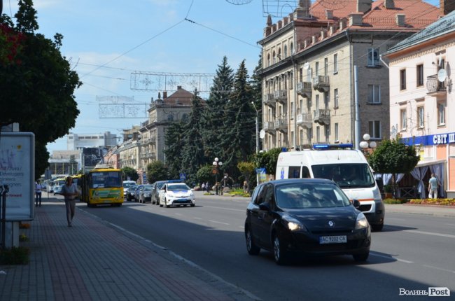 Як у Луцьку прощалися з Героєм Андрієм Єлістратовим. ФОТО